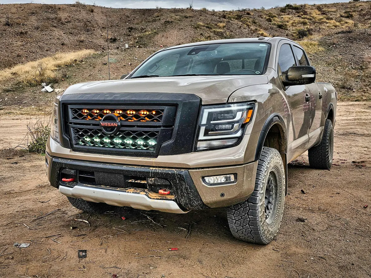 2017+ Nissan Titan Dual 30S Light Bars 7