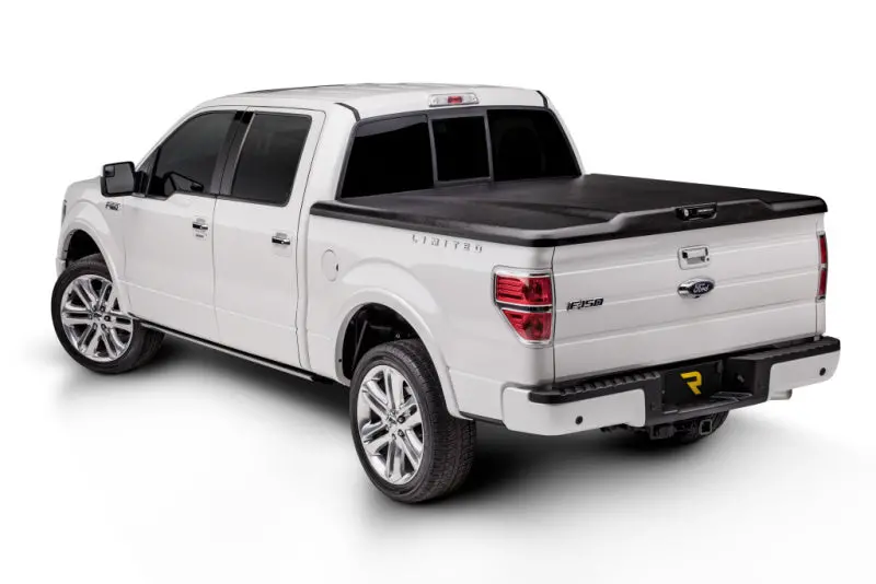 Undercover 19-20 Ram 1500 6.4Ft Elite Bed Cover - Black Textured 1