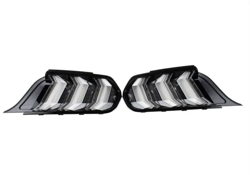 Ford Performance 2018+ Mustang Clear Tail Lamp Kit (Pair) 1