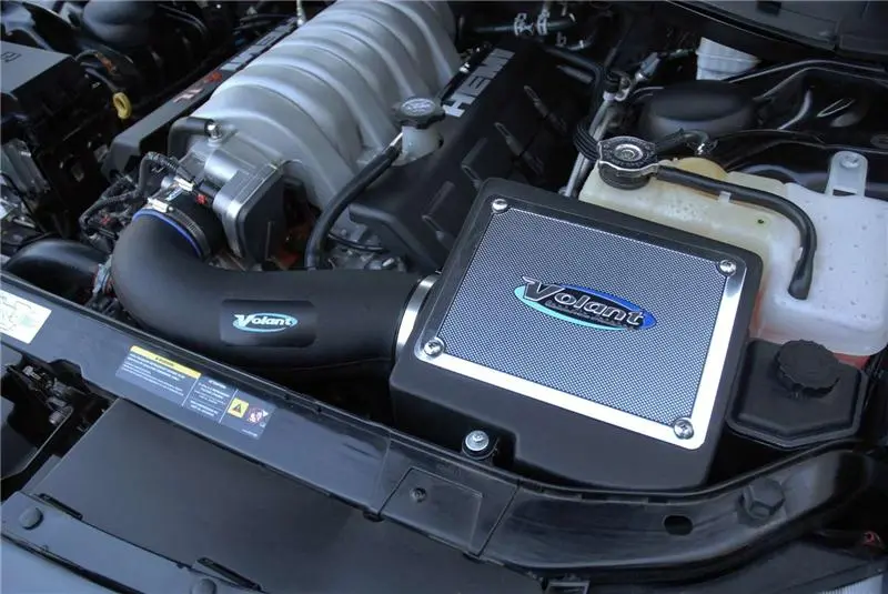 Volant 04-10 Dodge Magnum/Charger/300 Srt8 6.1 V8 Pro5 Closed Box Air Intake System 1