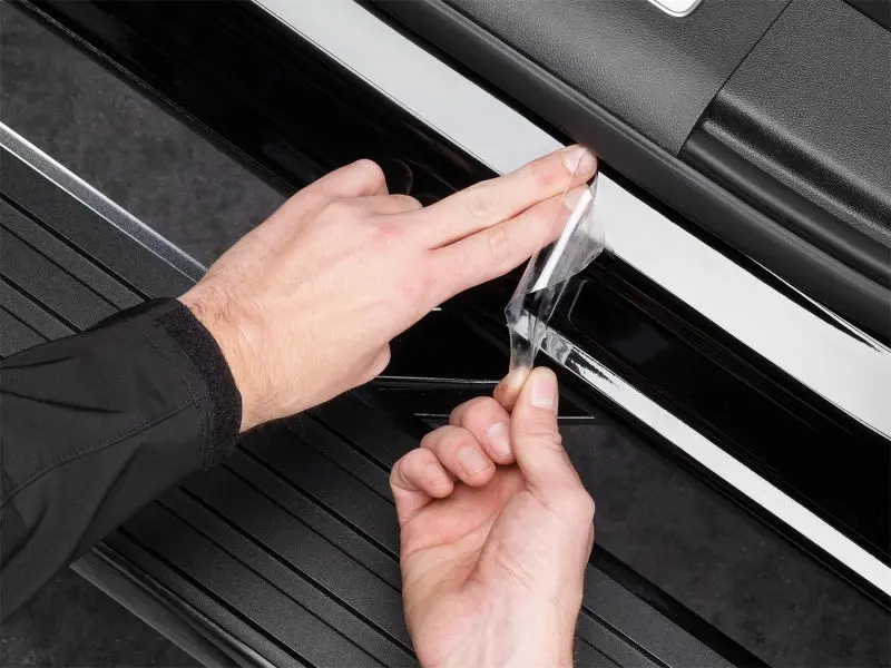 Weathertech 11-19 Dodge Durango Scratch Protection - Transparent 1