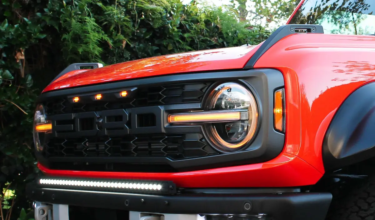 2022+ Ford Bronco Raptor 40In Bumper Light Bar - Slim 2