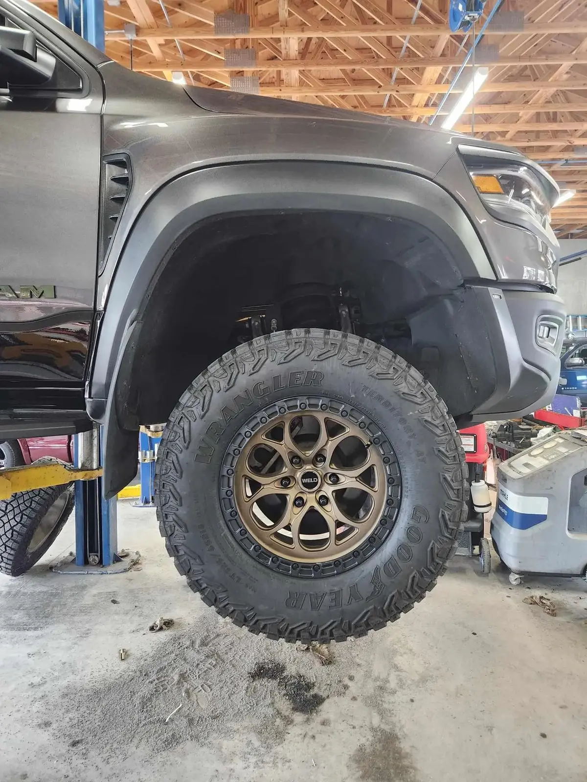 Weld Off-Road Wheel Ledge Six W106 Satin Bronze With Satin Black Lip 7