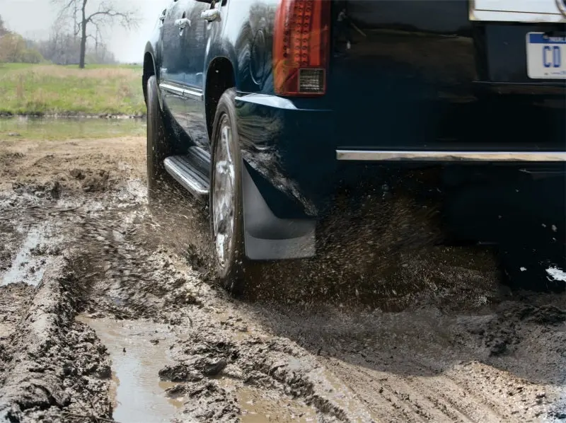 Weathertech 2011+ Jeep Grand Cherokee No Drill Mudflaps - Black 1