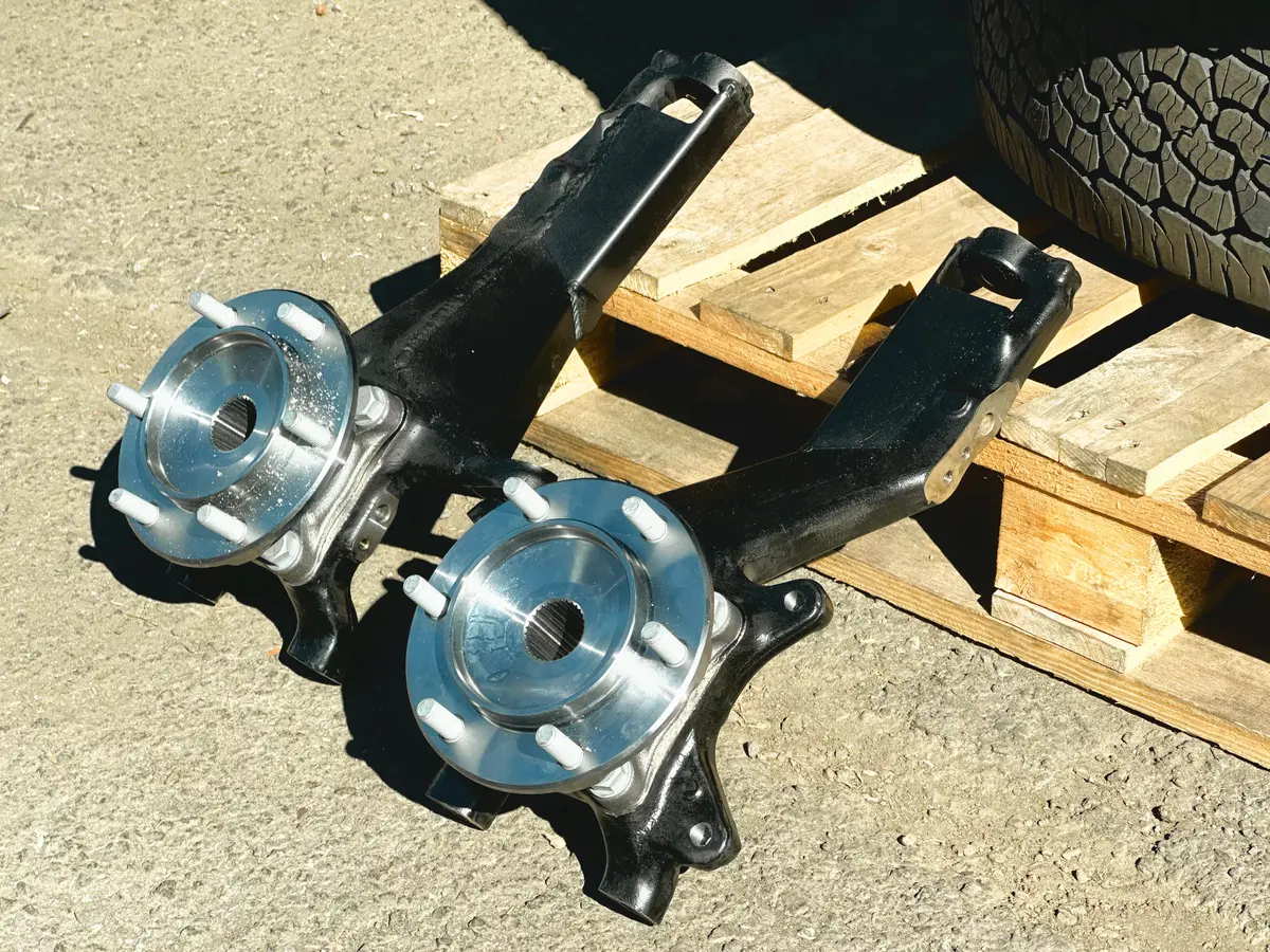 05-23 Toyota Tacoma (4X4) Spindle Welded Gusset Driver & Passenger (Sold As Pair) 1