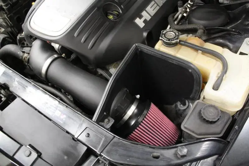 2005-10 5.7 & 2005-10 6.1 Charger/Challenger/300 Cold Air Intake 1