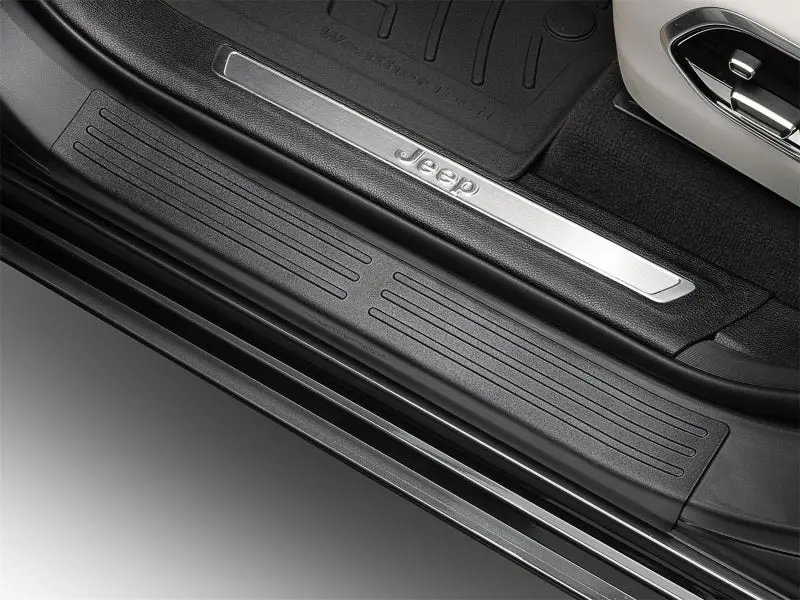 Weathertech 23-24 Jeep Grand Cherokee Sillprotector -  4 Piece - Black 1