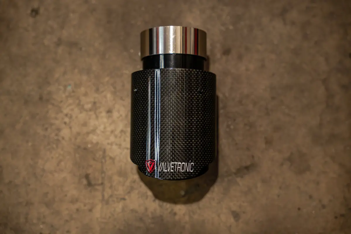 Valvetronic Designs 4.0 Inch Outlet Exhaust Tips (Exclusive) 1