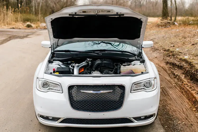Ripp Superchargers 2011 - 2014 Chrysler 300 3.6L V6 Supercharger Kit 1