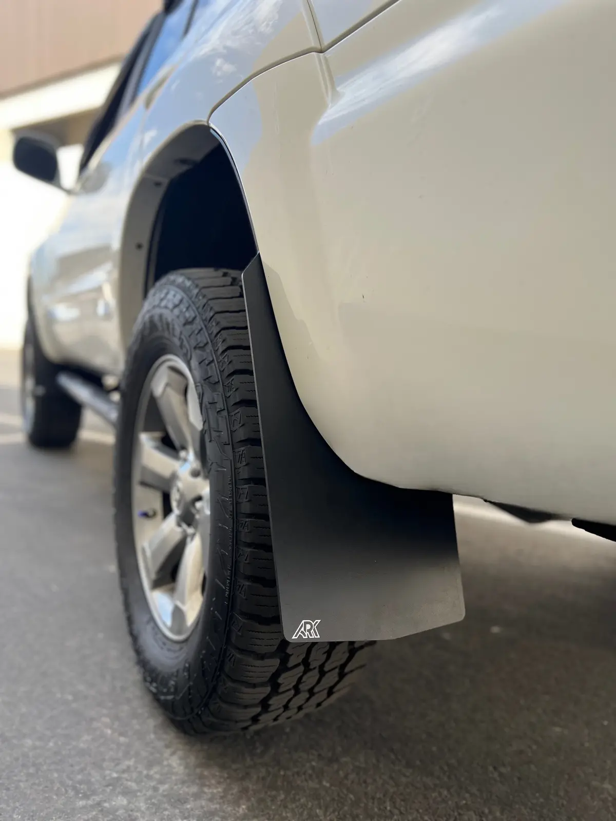 Durable Trixpoly Mud Flaps for 2006–2009 Toyota 4Runner - Image 3