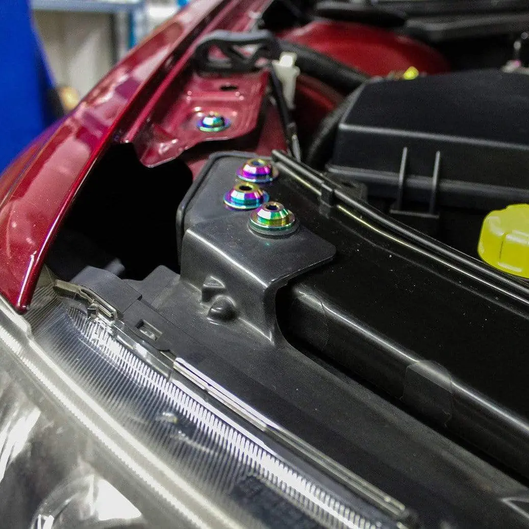 Pontiac G8 (2008-2009) Titanium Engine Bay Kit 2