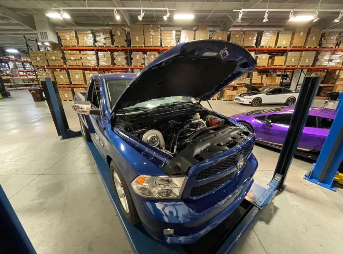 On3 Single Turbo Kit 2009 – 2018 Ram 1500 / 2500 T4 Or T6 4