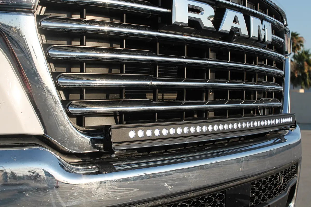 2025+ Ram 1500 40In Light Bar - Slim 1