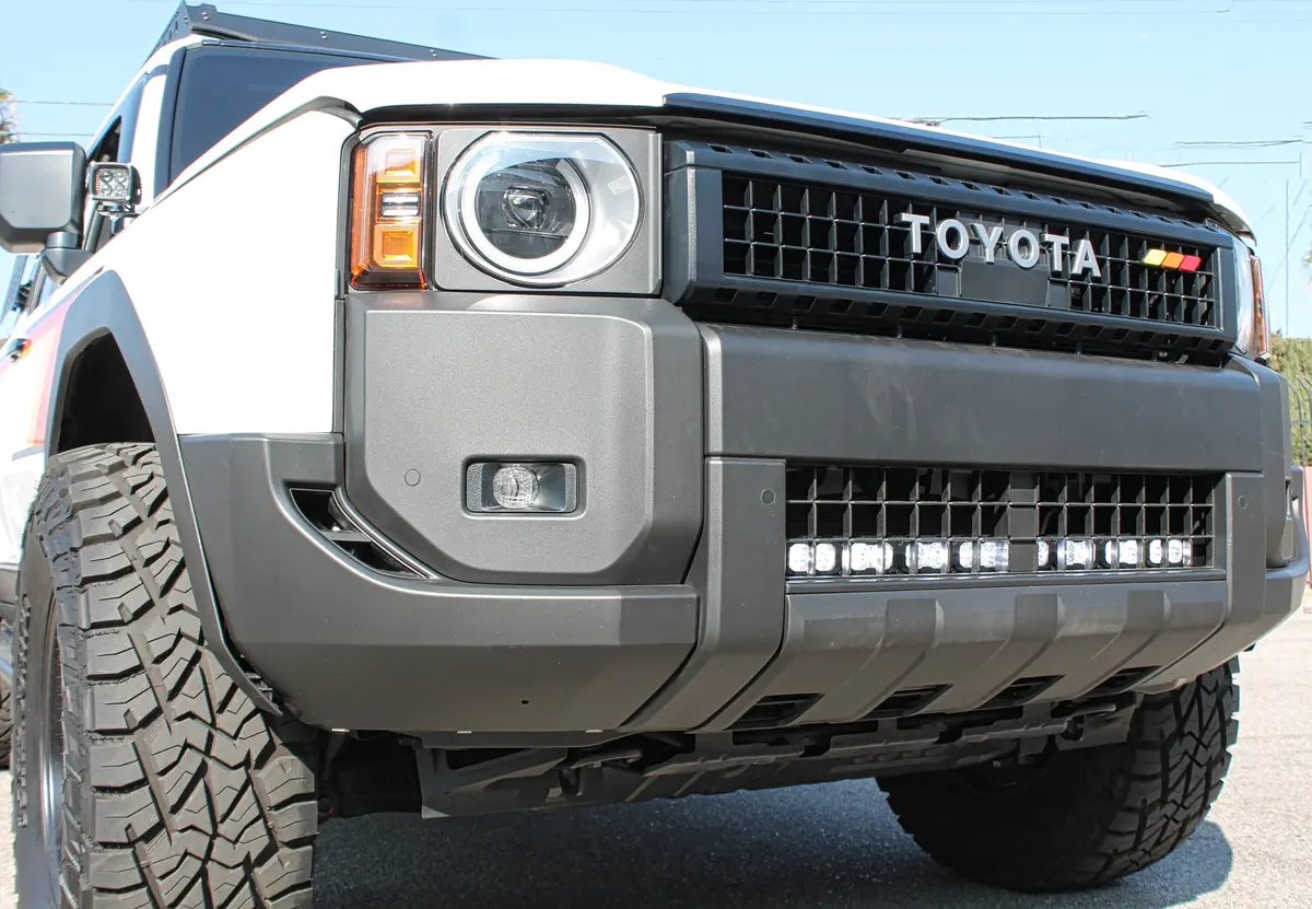 2024+ Toyota Land Cruiser Single 30In Light Bar - Pro 1