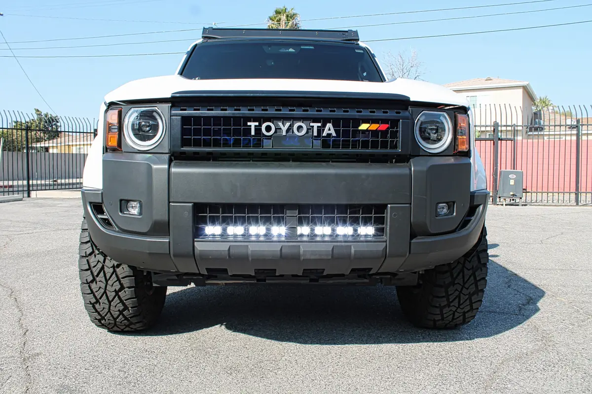 2024+ Toyota Land Cruiser Single 30In Light Bar - Pro 2