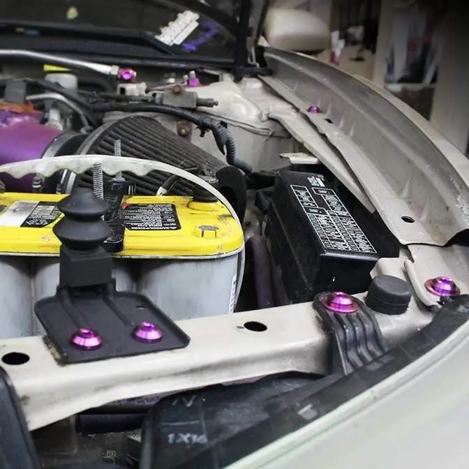Infiniti I35 (2002-2004) Titanium Engine Bay Kit 3