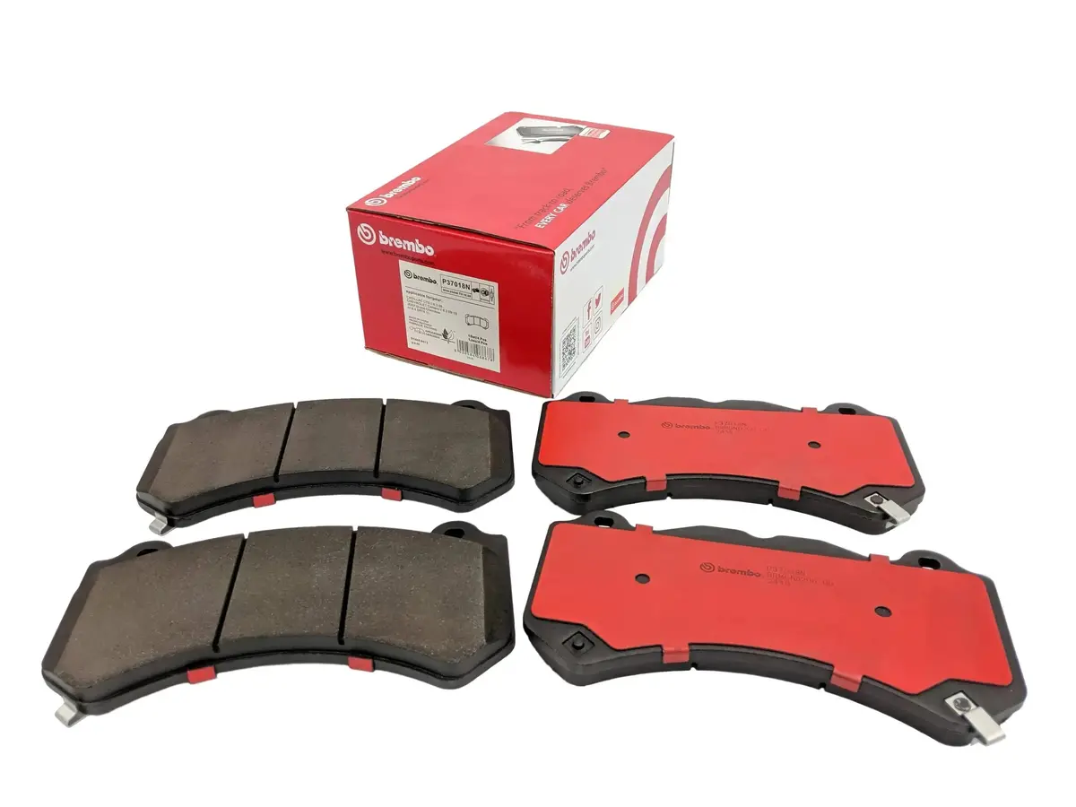 Brembo Nao Ceramic Front Brake Pads 2015-2023 Dodge Charger / Challenger / 300 Srt 6 Piston 1