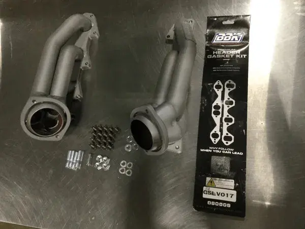 Scratch & Dent Bbk 05-2023 Dodge Challenger/Charger 5.7 Hemi Shorty Tuned Exhaust Headers - 1-3/4 Titanium Ceramic 1