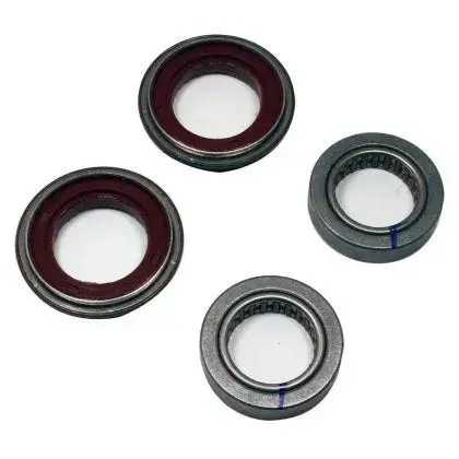 Ford Racing 2015-2018 Mustang Super 8.8In Irs Axle Bearing & Seal Kit 1