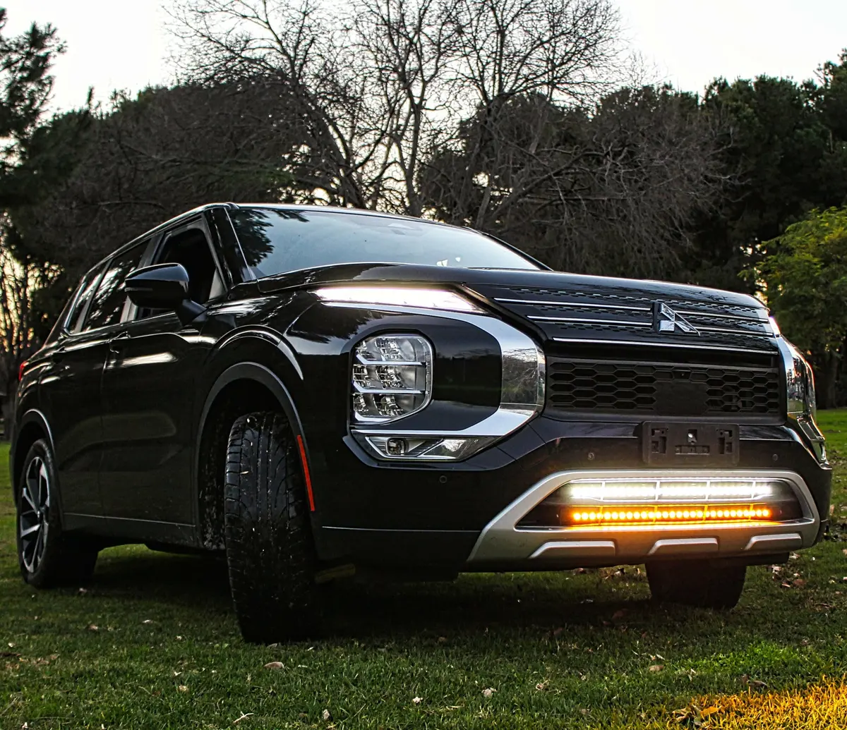 2022+ Mitsubishi Outlander Dual 30S Light Bars 1