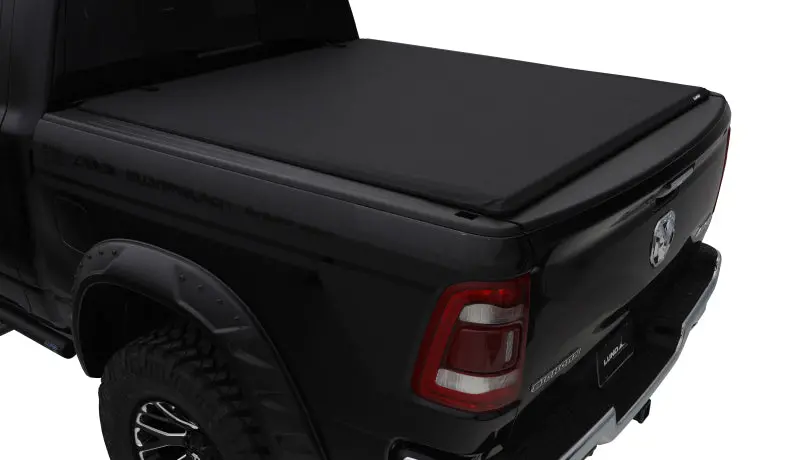 Lund 02-17 Dodge Ram 1500 (5.5Ft. Bed) Genesis Elite Roll Up Tonneau Cover - Black 1