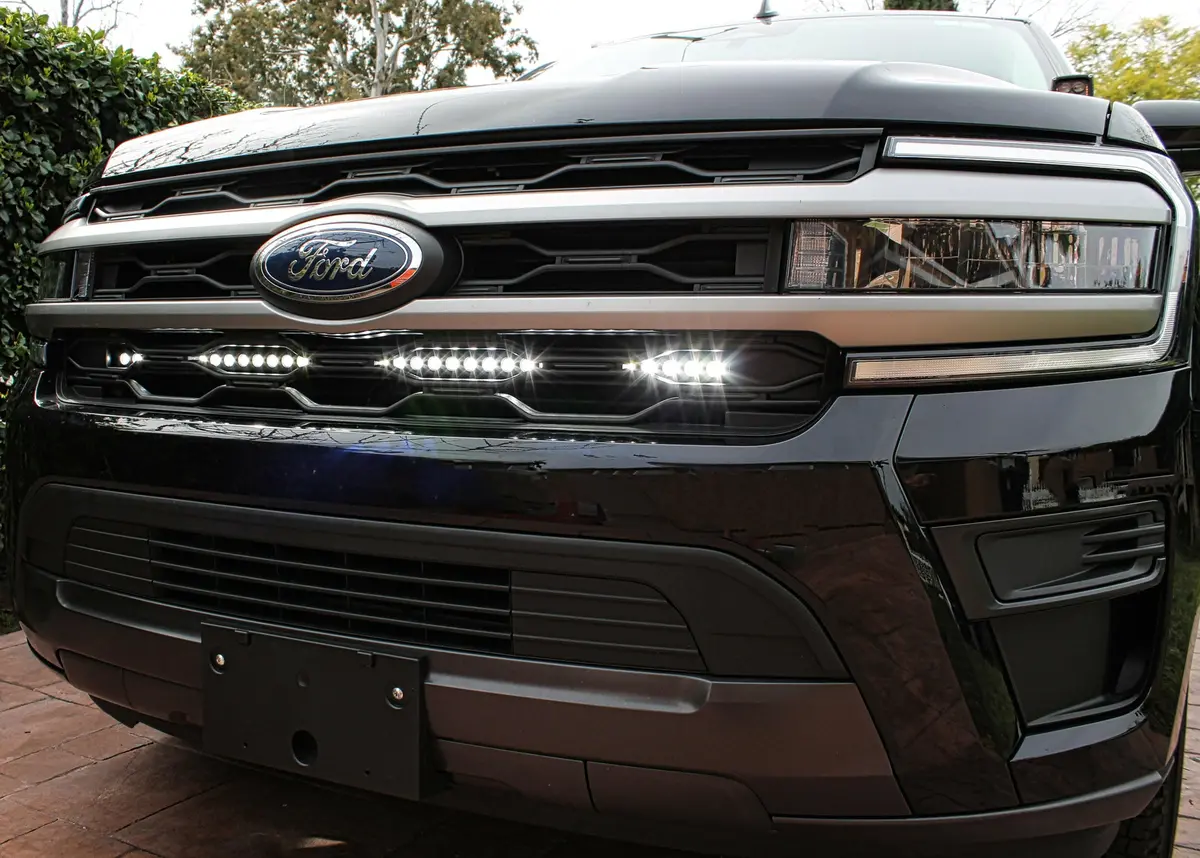 2022-2024 Ford Expedition 40In Light Bar 1