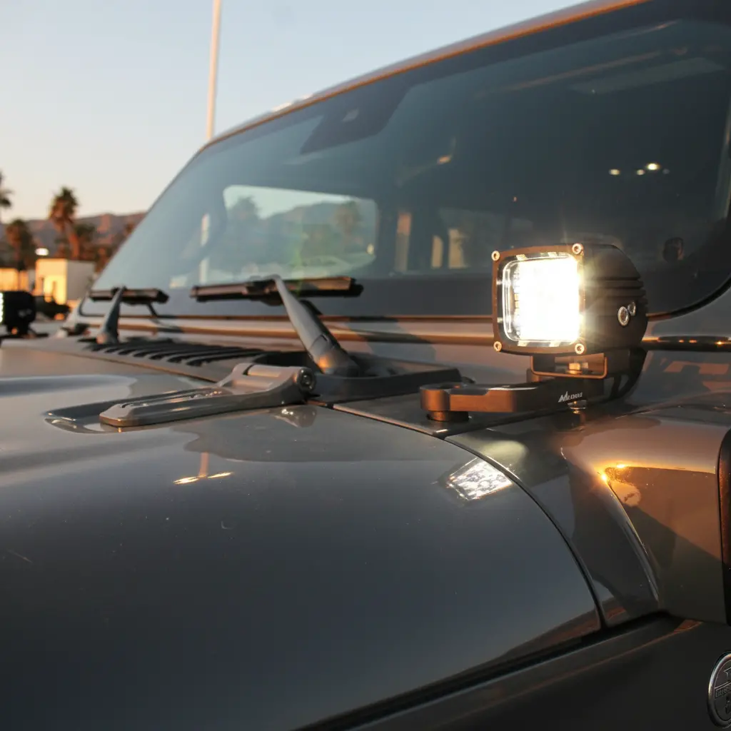 2017+ Jeep Wrangler (Jl) Hood Mount/Ditch Lights 1