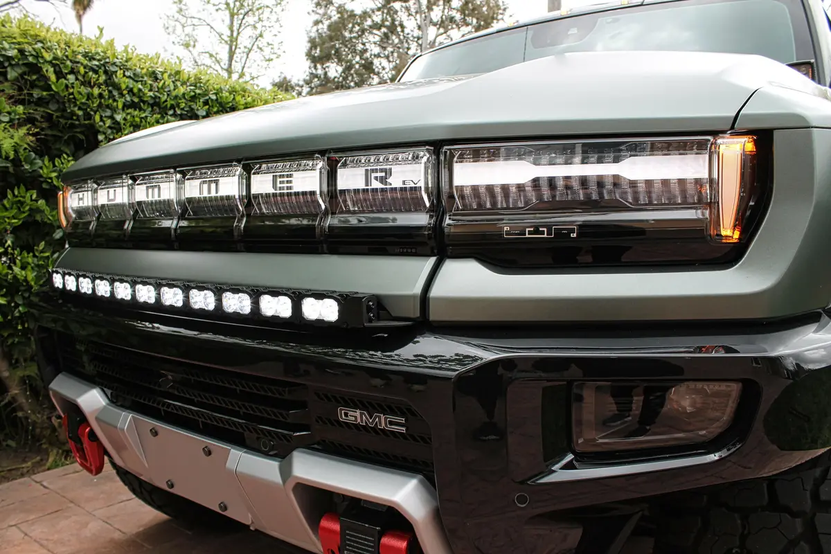 2022+ Gmc Hummer Ev Bumper 40In Light Bar-Pro 1