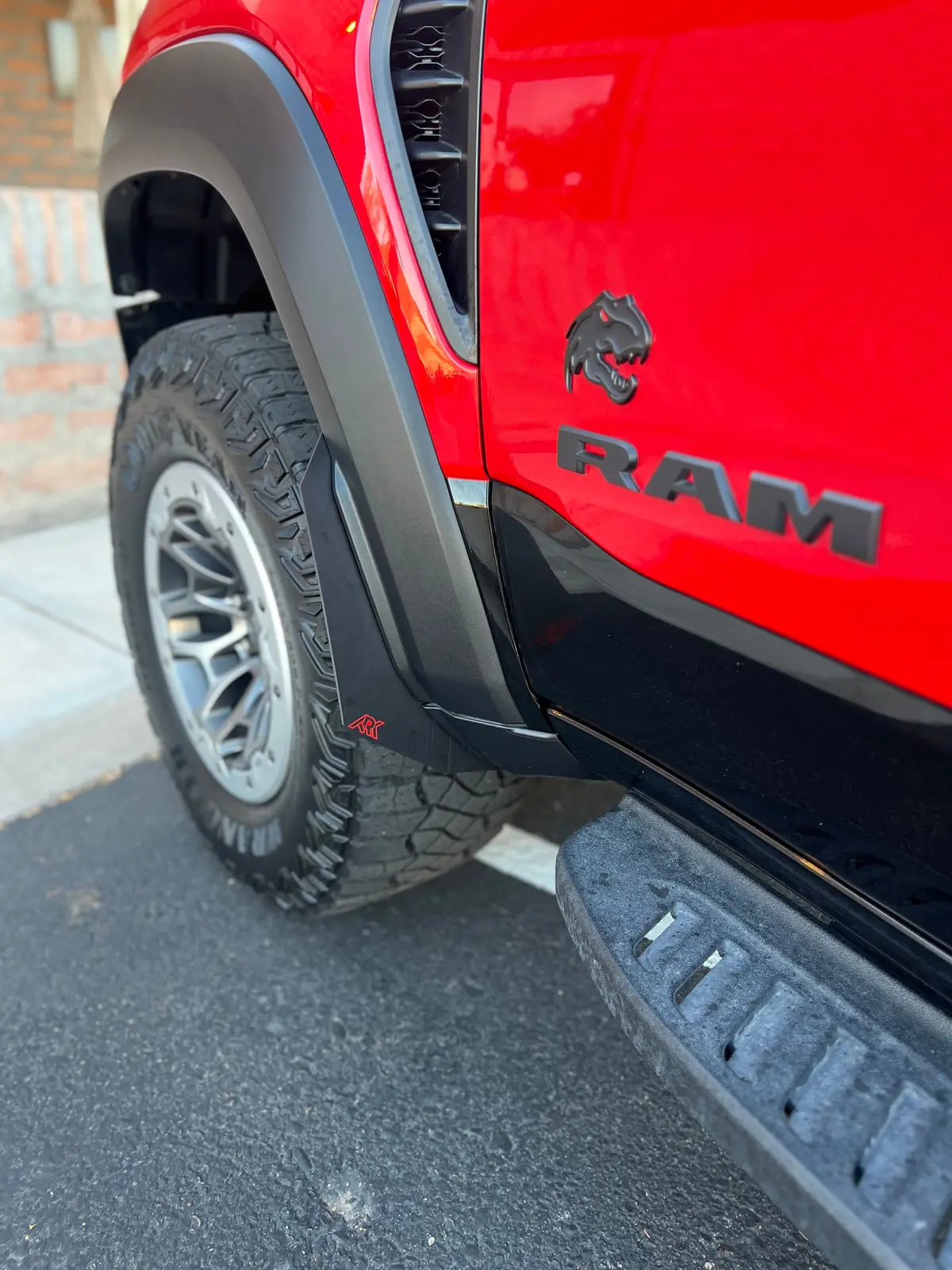 Ark Splash Guards 2025+ Dodge Ram Rho Micro Flares 2