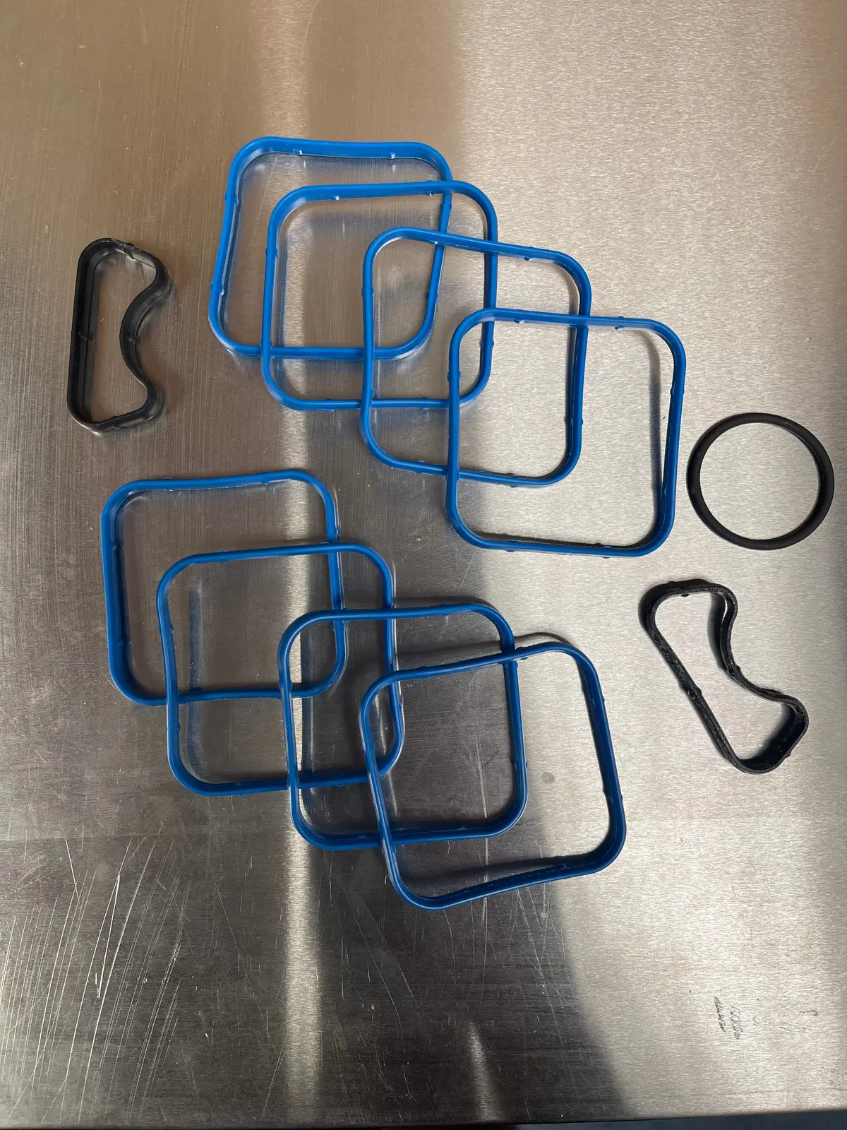 5.7 / 6.4 Hemi Intake Gasket Kit 1