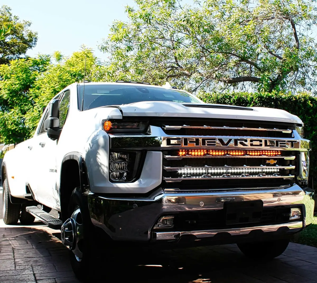 2020+ Chevrolet Silverado 2500/3500Hd Dual 40S Light Bars 1