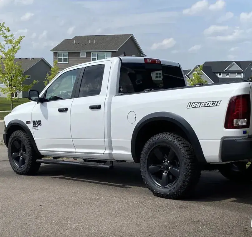 Go Rhino 4" O.E. Xtreme Black Side Bars 19-26 Ram 1500, Rho & Trx Crew Cab 2
