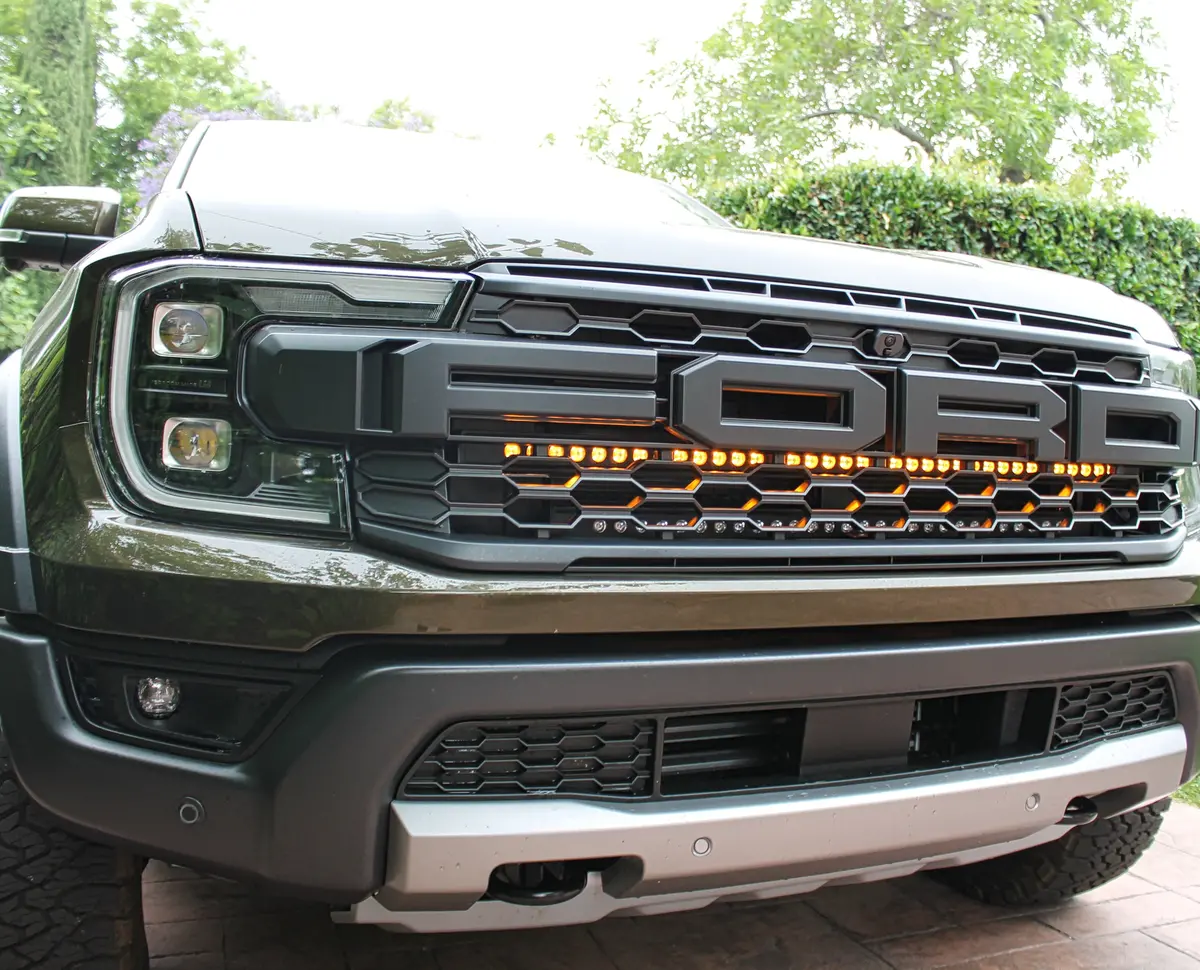 2024+ Ford Ranger Raptor Single 40In Light Bar 2
