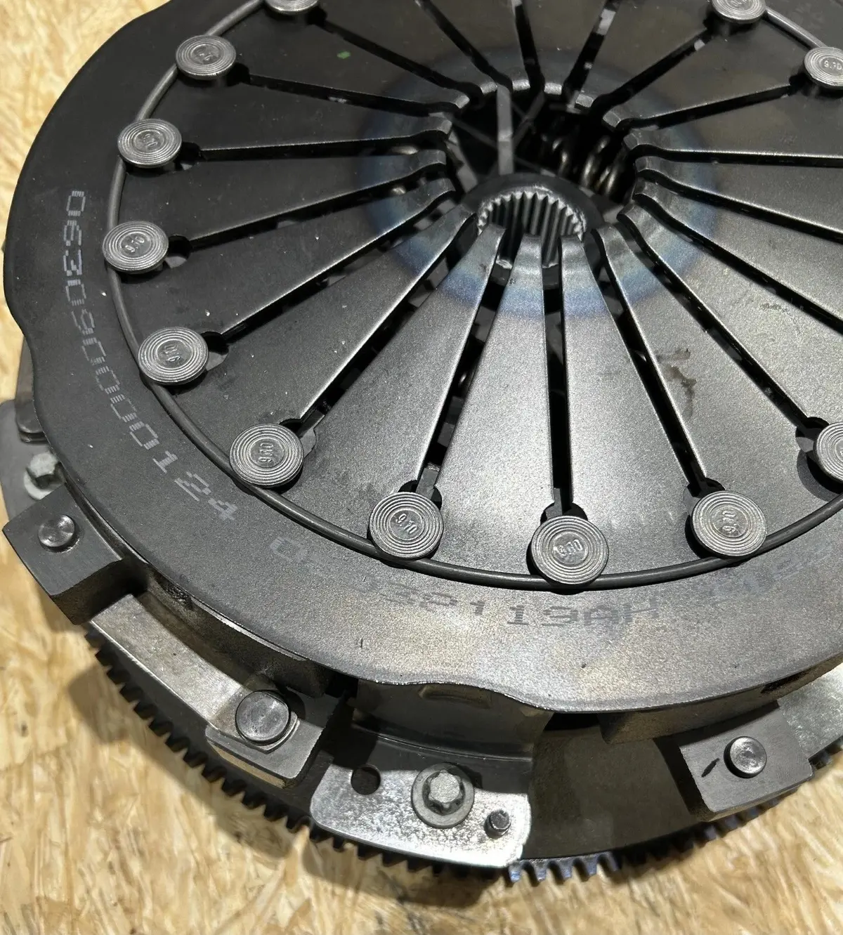 New Take Off 05038119Ah Dodge Challenger 6.4L/6.1L/5.7L Clutch 2009-10, 2012-23 2