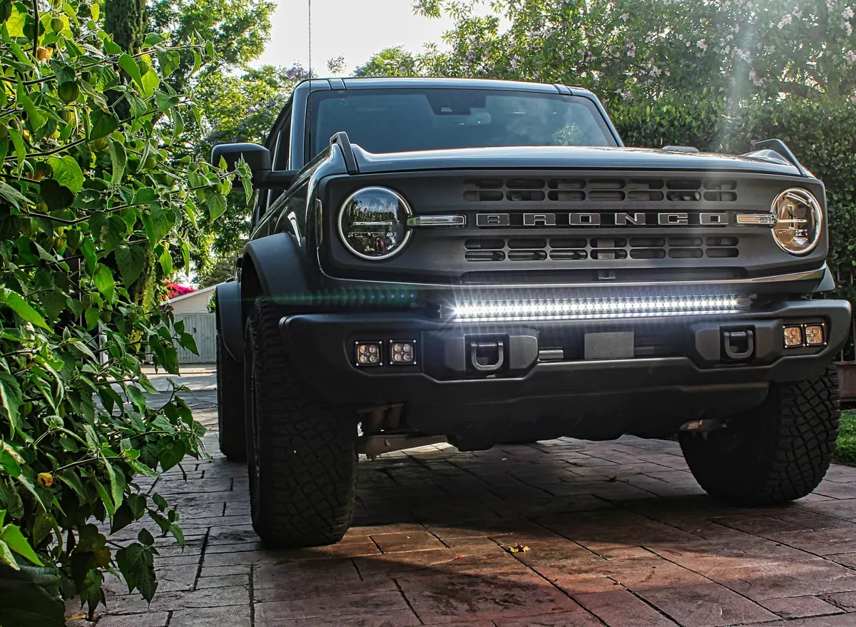2021+ Ford Bronco Capable Bumper 40In Light Bar - Slim 1